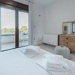Callisto Private Pool Villa, Pefkochori