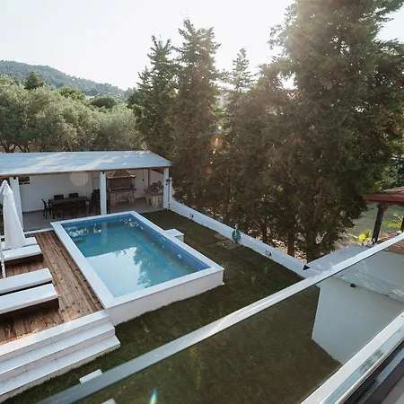 Callisto Private Pool Villa, Pefkochori