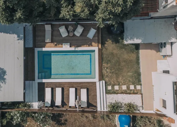 Callisto Private Pool Villa, Villa