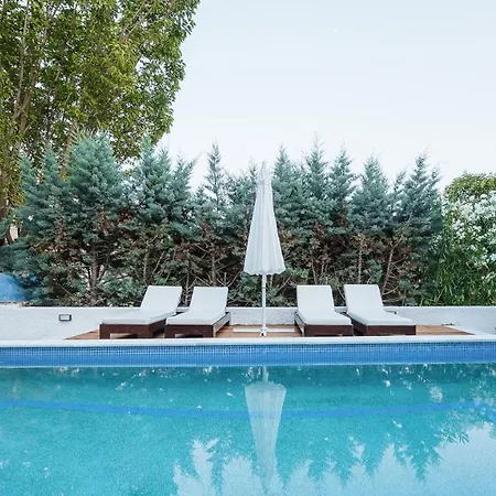 Callisto Private Pool Villa,