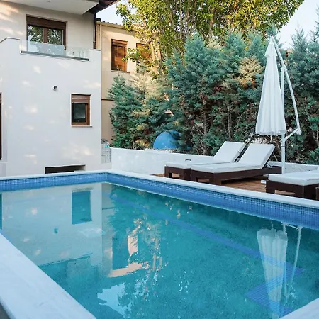 Willa Callisto Private Pool Villa, Pefkochori