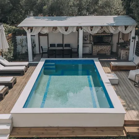 Callisto Private Pool Villa, Пефкохори