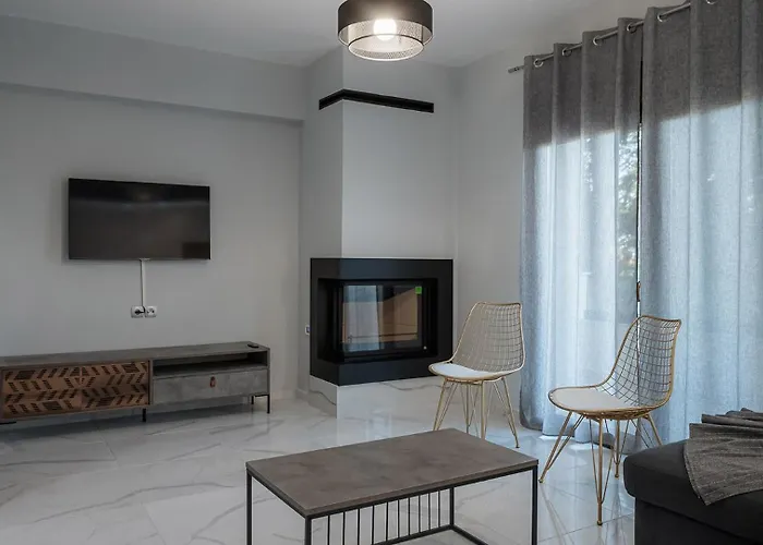 Callisto Private Pool Villa, * 佩科霍里