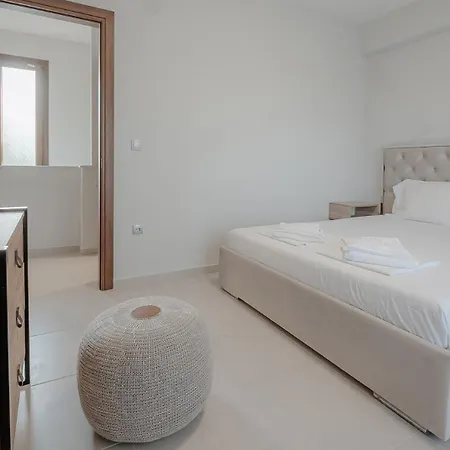 Callisto Private Pool Villa, Pefkochori